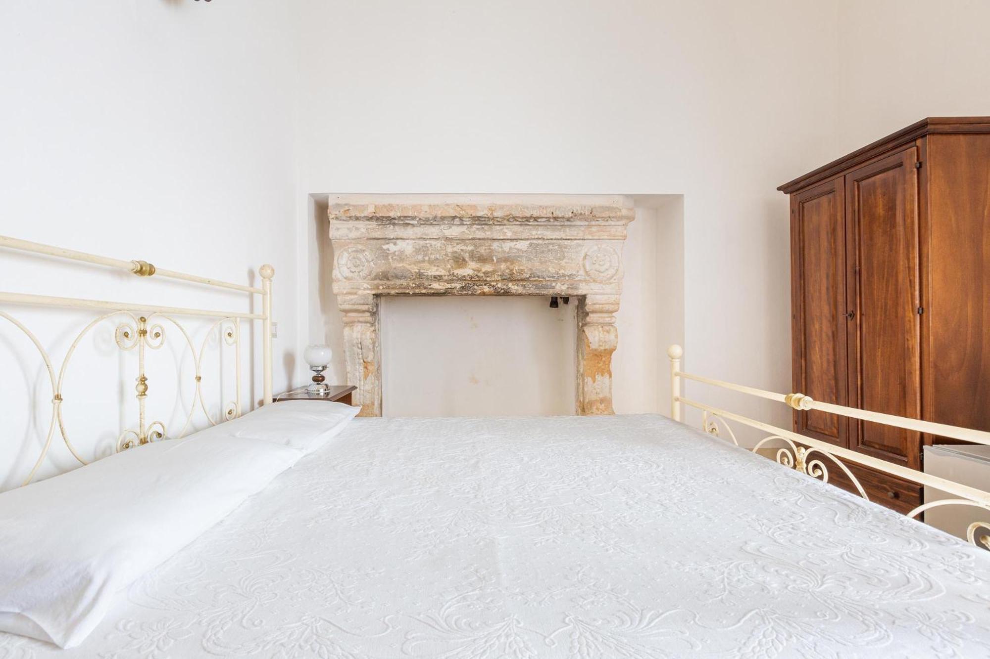 Palazzo San Giovanni Morciano di Leuca Bagian luar foto