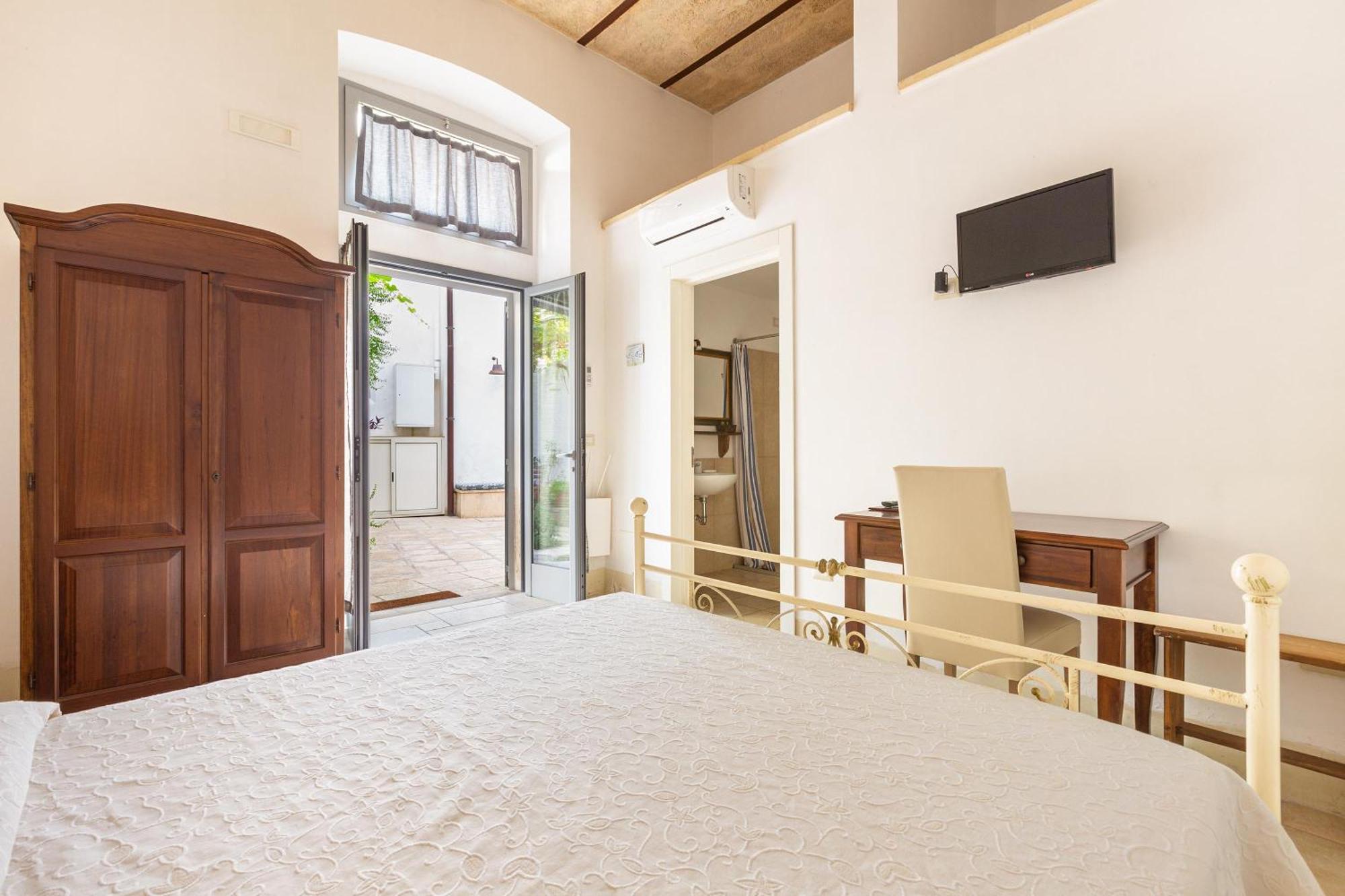 Palazzo San Giovanni Morciano di Leuca Bagian luar foto