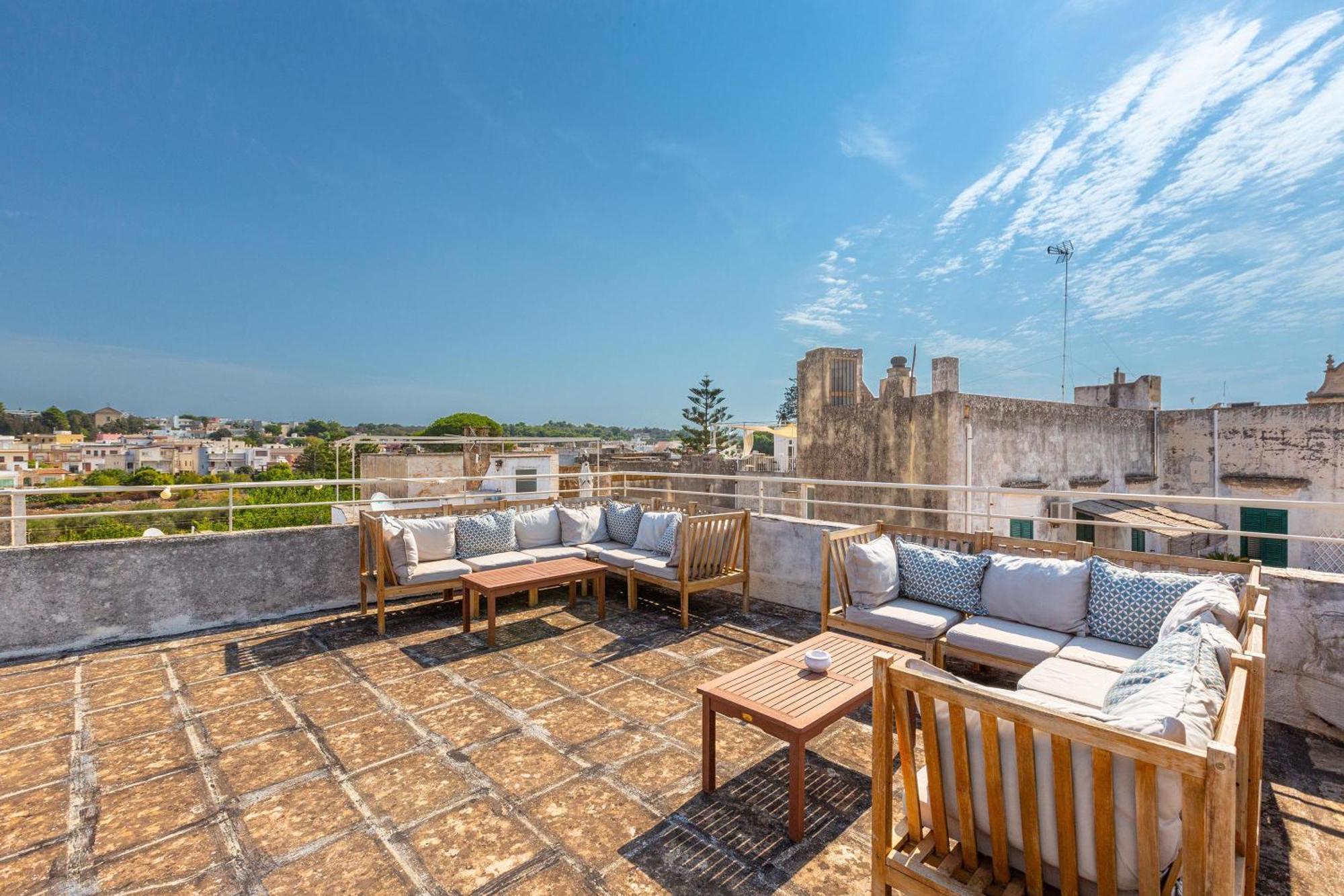 Palazzo San Giovanni Morciano di Leuca Bagian luar foto