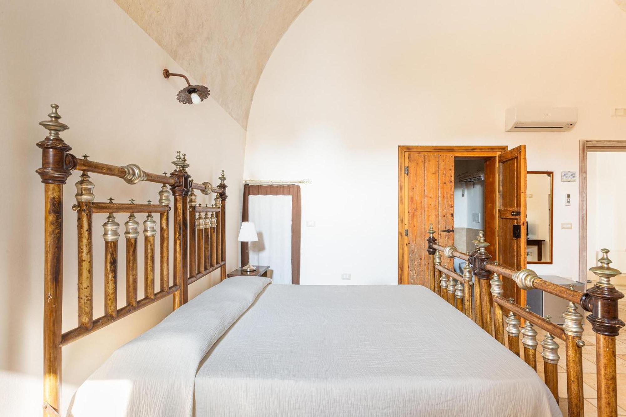 Palazzo San Giovanni Morciano di Leuca Bagian luar foto