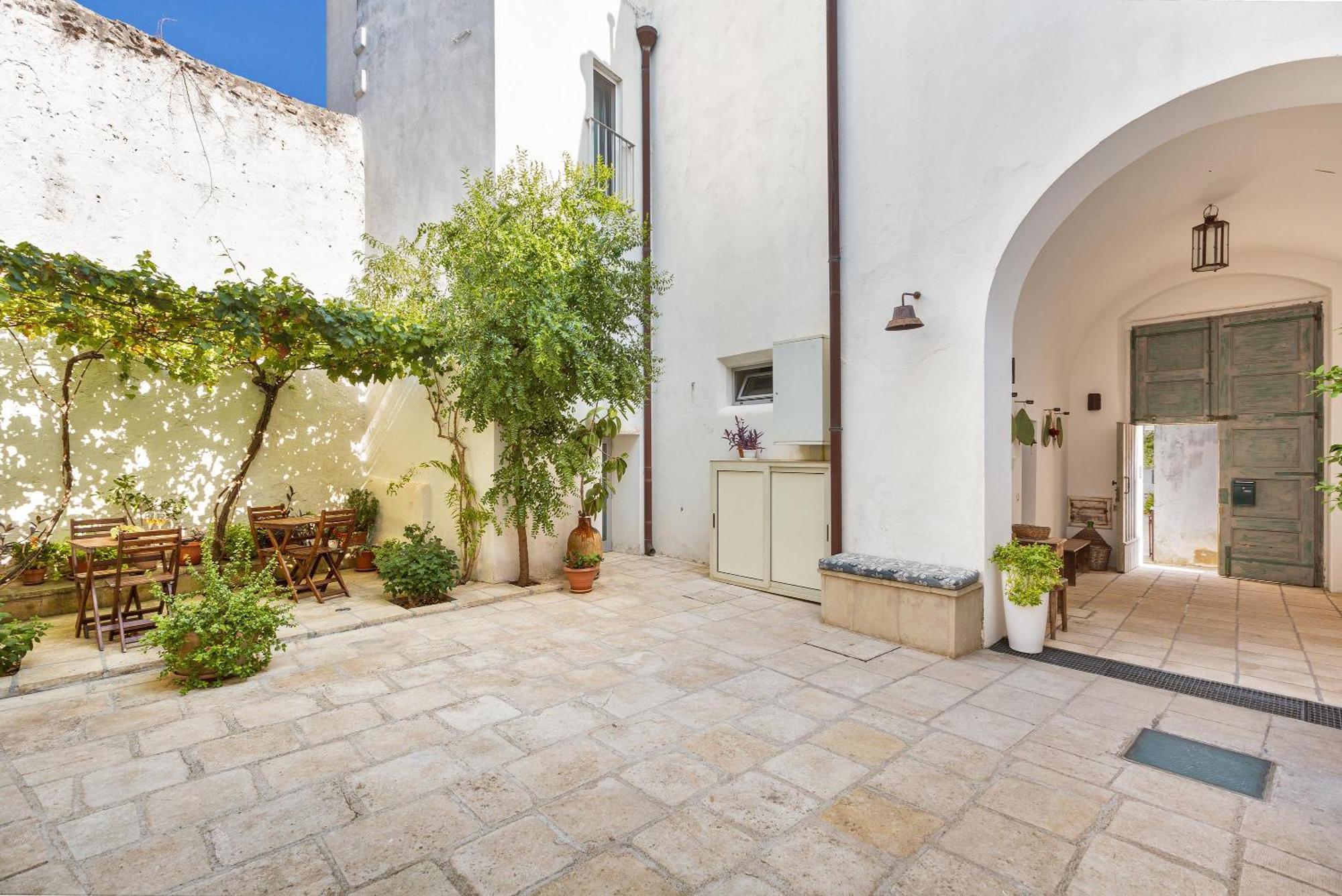 Palazzo San Giovanni Morciano di Leuca Bagian luar foto